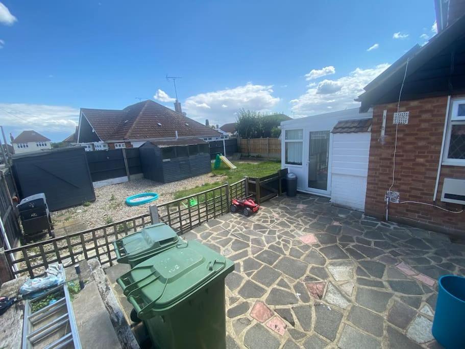 Spacious 4 Bedroom House Billericay Esterno foto