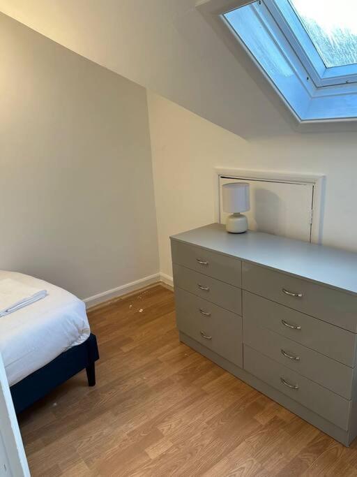 Spacious 4 Bedroom House Billericay Esterno foto