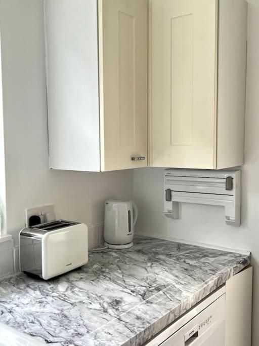 Spacious 4 Bedroom House Billericay Esterno foto