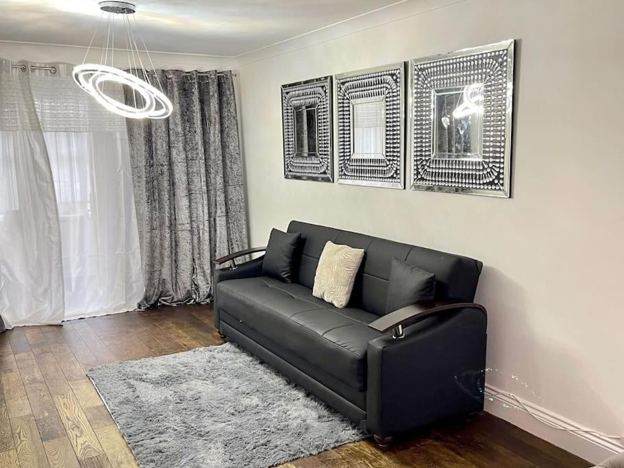 Spacious 4 Bedroom House Billericay Esterno foto